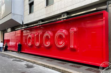 gucci milano via montenapoleone|gucci via monte napoleone store.